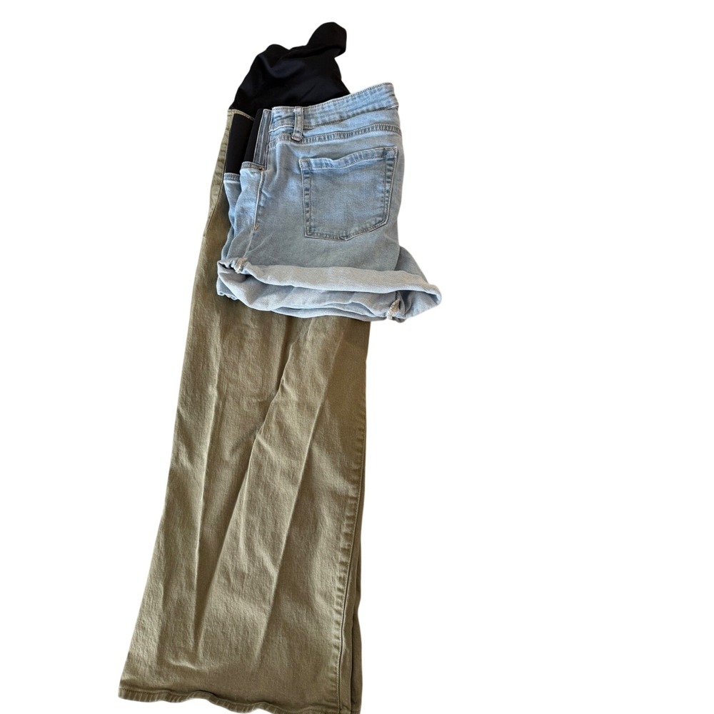 Isabel by Ingrid & Isabel Maternity Bundle Size 14 Wide Leg Pant and Denim Short